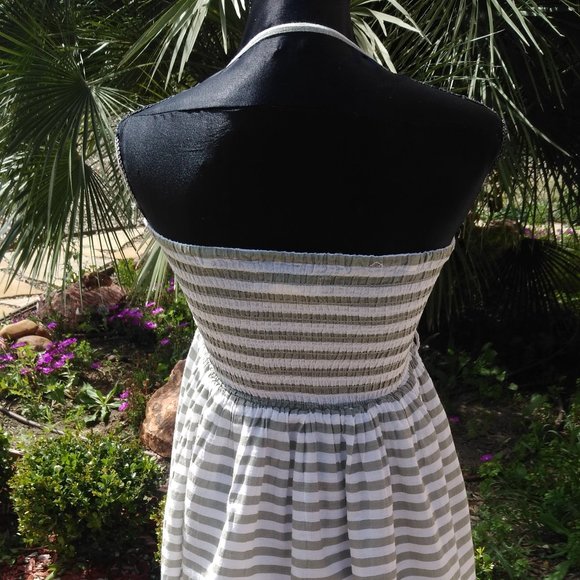 SAN SOUCI GREY STRIPED HALTER MINI-DRESS!! - Picture 4 of 4